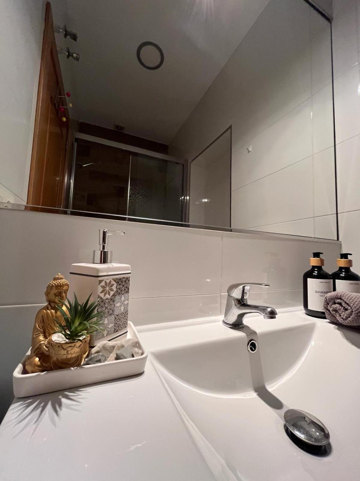 Home Suites Center Granada 2 المظهر الخارجي الصورة